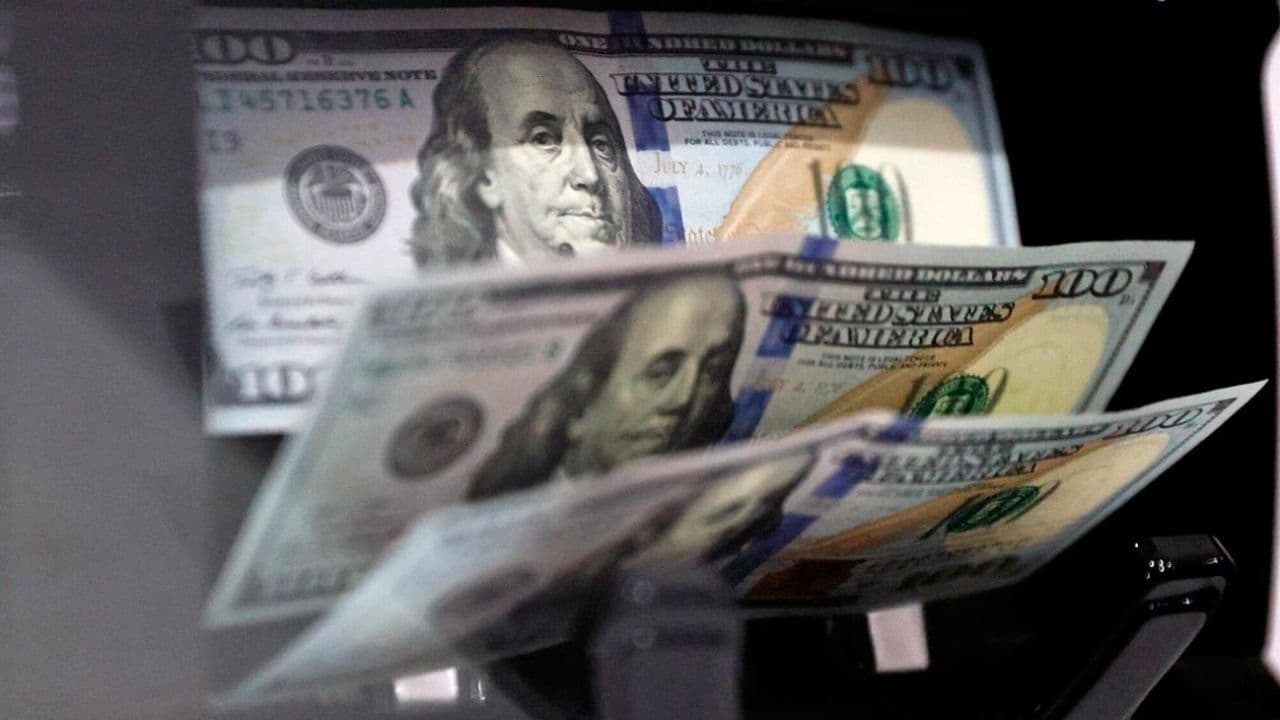 Billetes y gráficos económicos